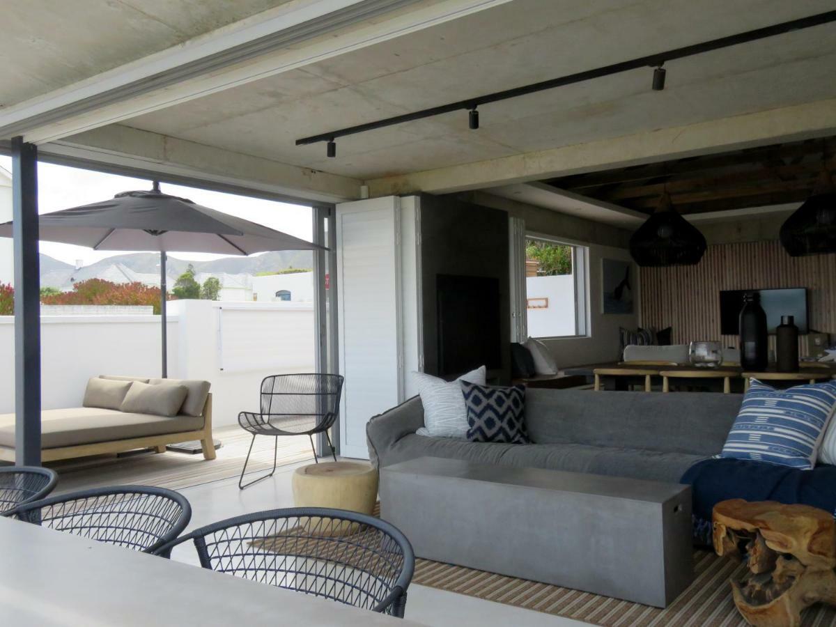 Troon Beach Cottage Hermanus Esterno foto