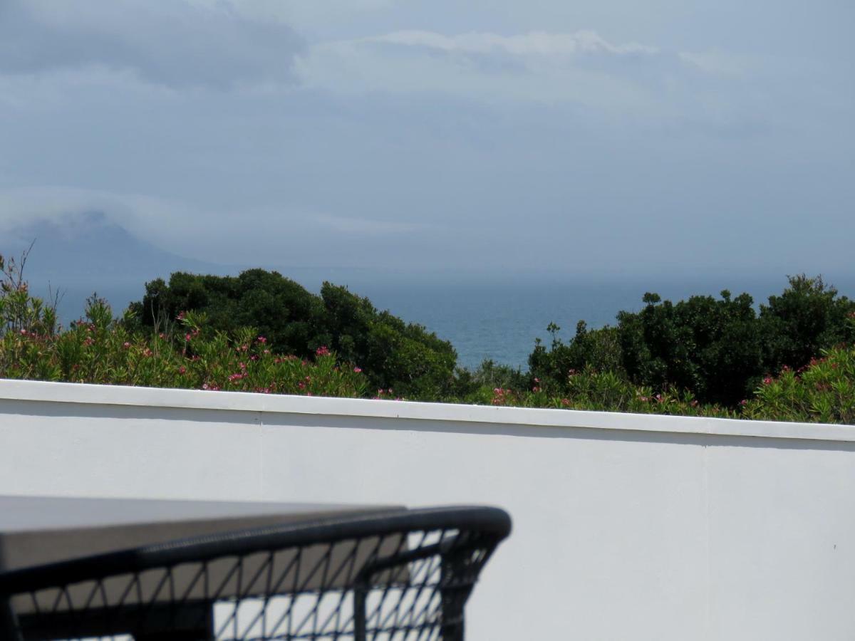Troon Beach Cottage Hermanus Esterno foto